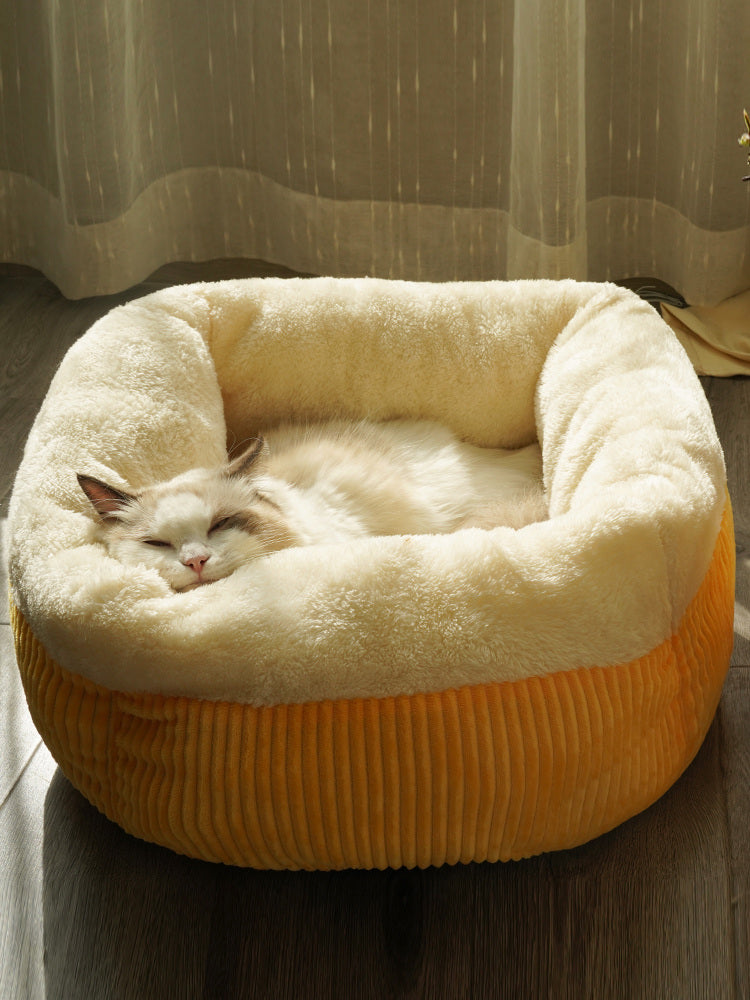 Four Seasons Enclosed Cozy Sleeping Pad For Warm Year Round Comfort